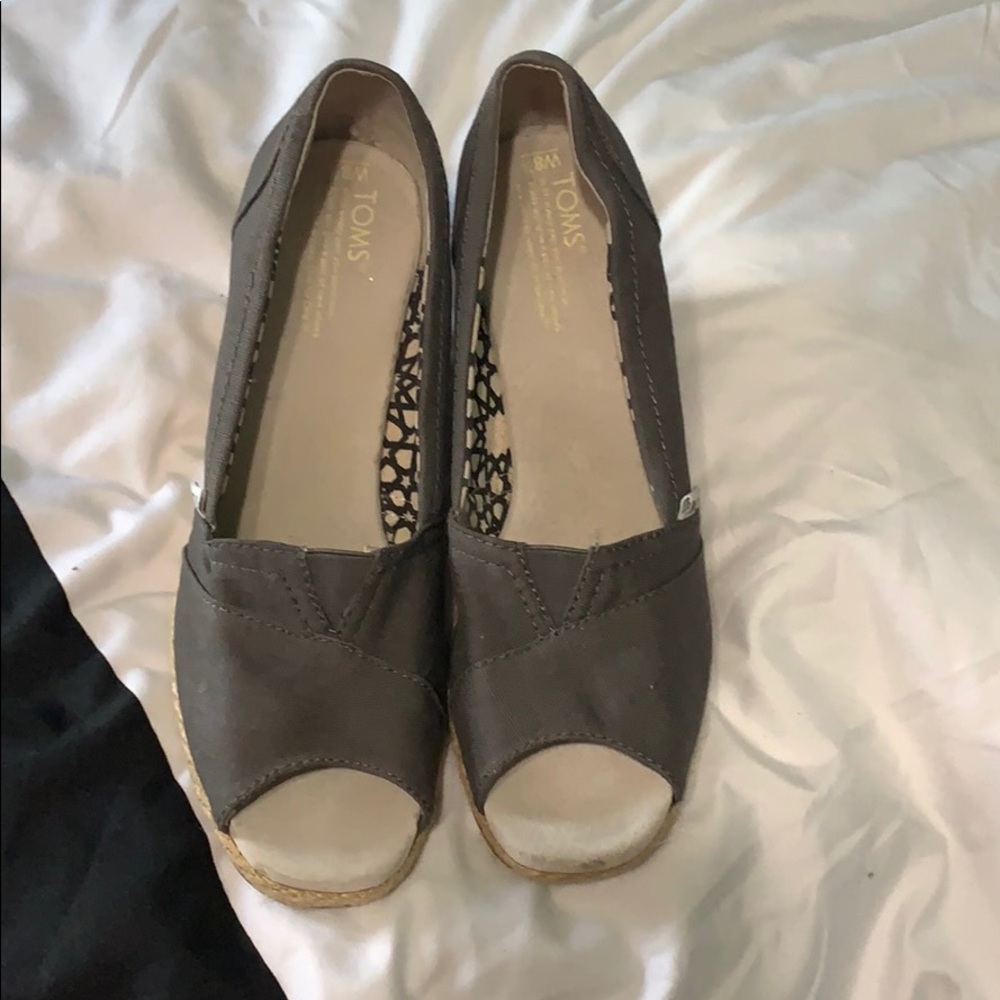 Used Toms